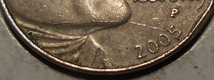 UDC-5c-2005P-01 Unusual Die Crack