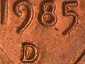 1985-D Repunched Mintmark RPM-008
